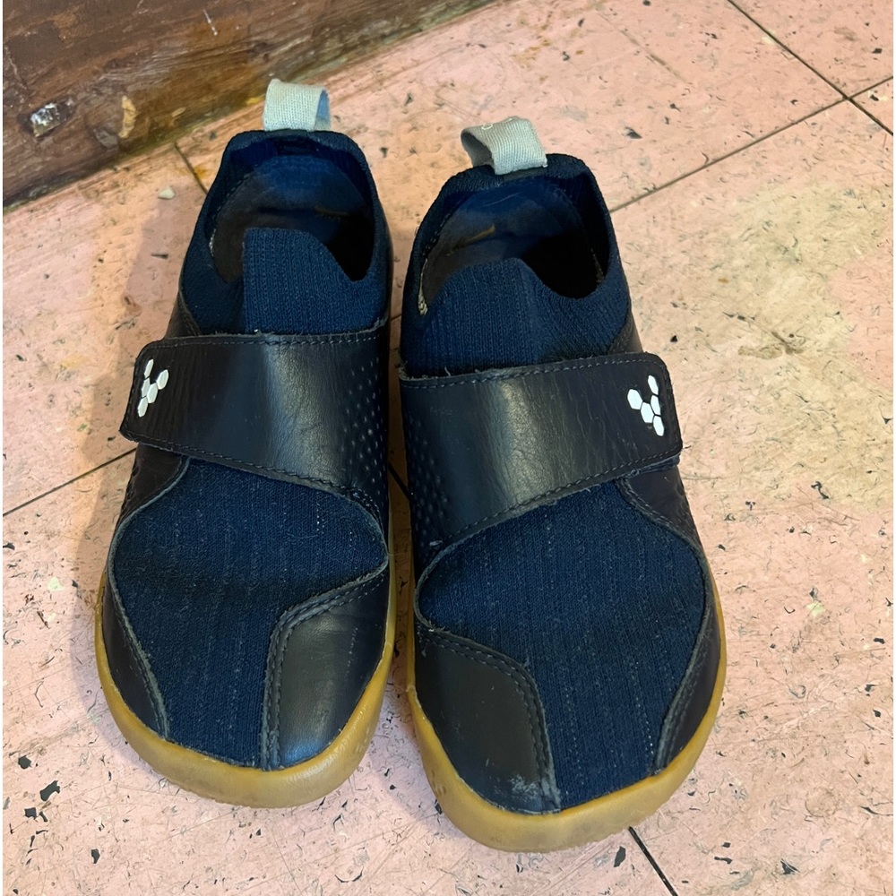 Vivobarefoot primus sport kids 28 navy with natural rubber sole